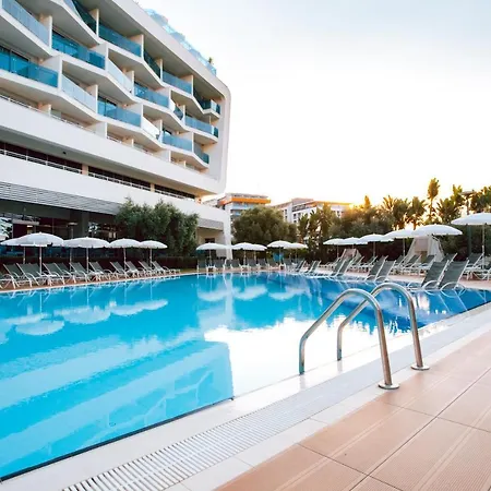 Selene & (adults Only) 5* Avsallar