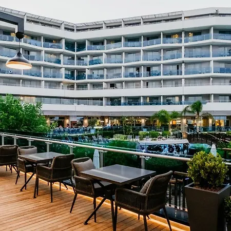 Selene & (adults Only) 5* Avsallar