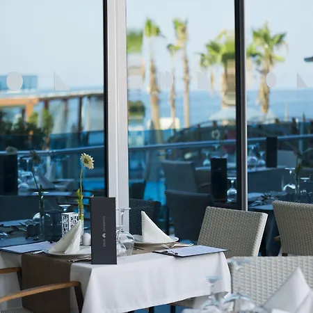 Selene & (adults Only) 5*