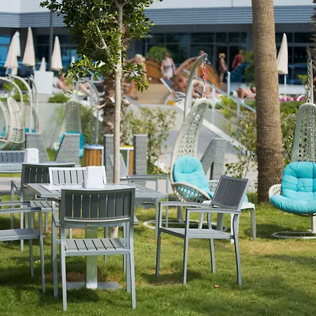 Selene & (adults Only) 5*