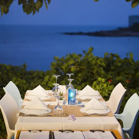 Selene & (adults Only) 5* Avsallar