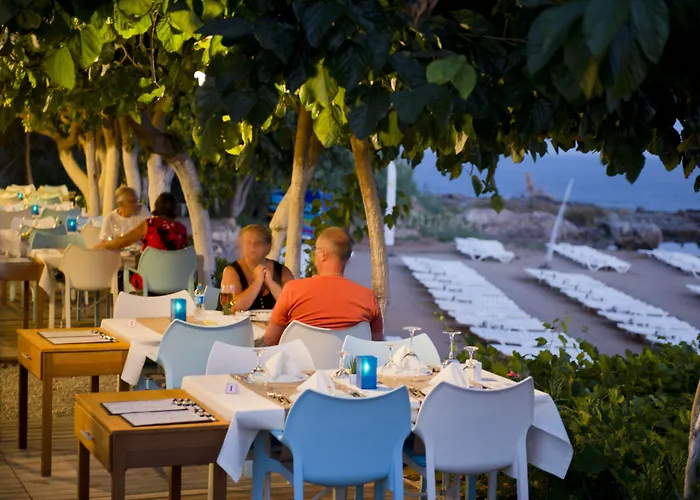 Selene & (adults Only) Авсаллар